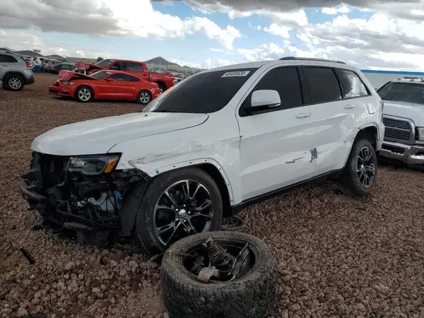 1C4RJFBT8JC106548 2018 JEEP GRAND CHEROKEE - Image 1