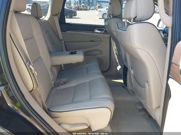 1C4RJFCG0HC802106 2017 JEEP GRAND CHEROKEE - Image 8