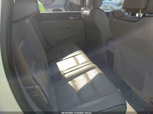 1C4RJFCG1HC633004 2017 JEEP GRAND CHEROKEE - Image 8