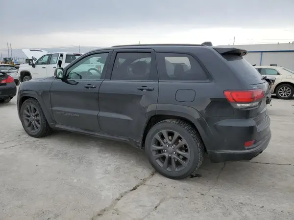 1C4RJFCG1JC185045 2018 JEEP GRAND CHEROKEE - Image 2