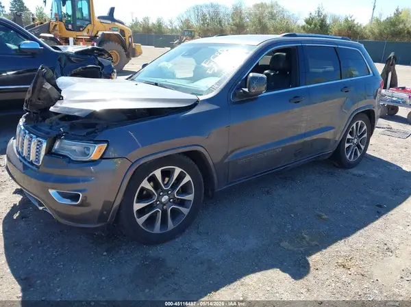 1C4RJFCG1JC274212 2018 JEEP GRAND CHEROKEE - Image 2