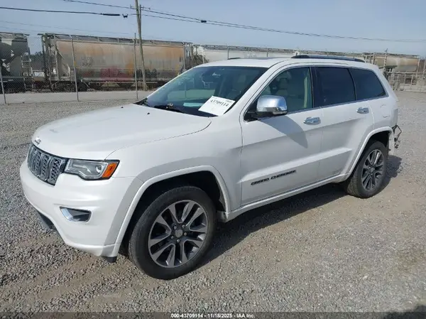 1C4RJFCG2HC919640 2017 JEEP GRAND CHEROKEE - Image 2