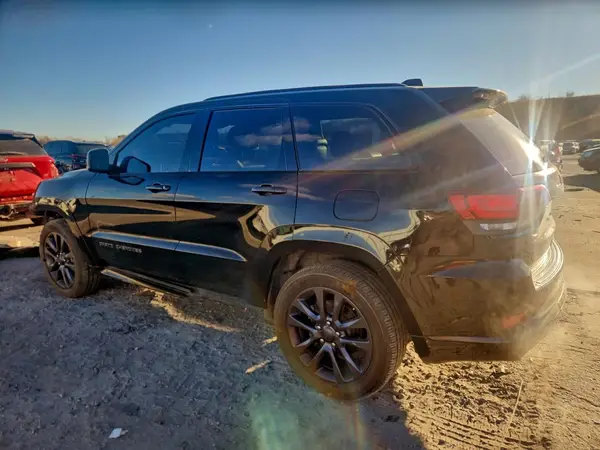 1C4RJFCG2JC483684 2018 JEEP GRAND CHEROKEE - Image 2