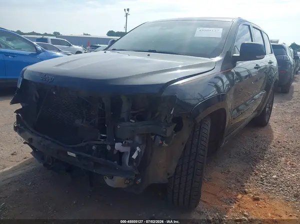 1C4RJFCG2JC487864 2018 JEEP GRAND CHEROKEE - Image 2