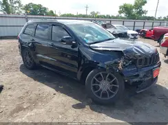 1C4RJFCG2LC239780 2020 JEEP GRAND CHEROKEE