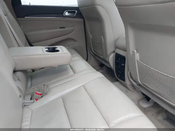 1C4RJFCG3HC607455 2017 JEEP GRAND CHEROKEE - Image 8