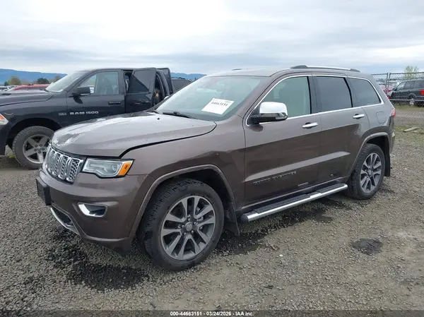 1C4RJFCG3HC790324 2017 JEEP GRAND CHEROKEE - Image 2