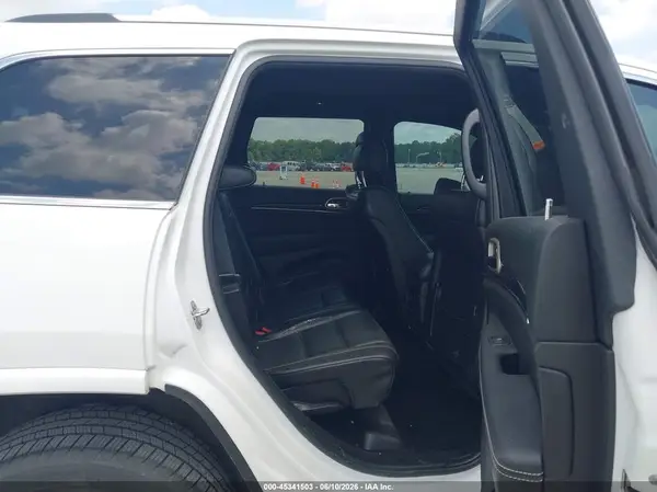 1C4RJFCG3HC957085 2017 JEEP GRAND CHEROKEE - Image 8