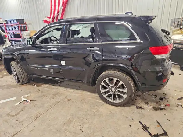 1C4RJFCG3JC221043 2018 JEEP GRAND CHEROKEE - Image 2