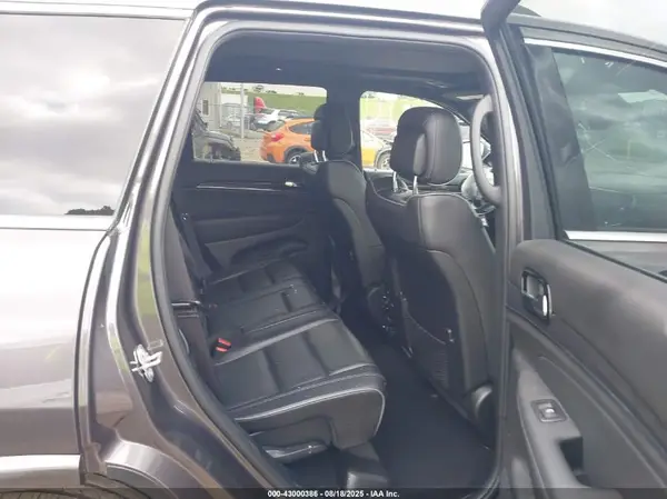 1C4RJFCG3KC843496 2019 JEEP GRAND CHEROKEE - Image 8