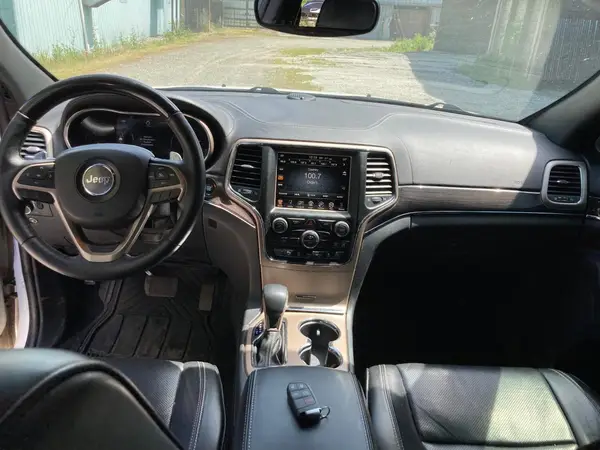 1C4RJFCG4HC684559 2017 JEEP GRAND CHEROKEE - Image 8