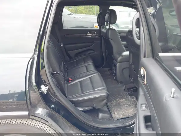 1C4RJFCG5HC769040 2017 JEEP GRAND CHEROKEE - Image 8