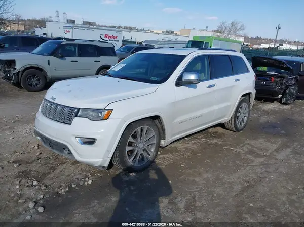 1C4RJFCG5HC828829 2017 JEEP GRAND CHEROKEE - Image 2