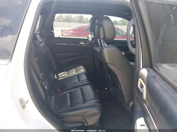 1C4RJFCG7HC685110 2017 JEEP GRAND CHEROKEE - Image 8