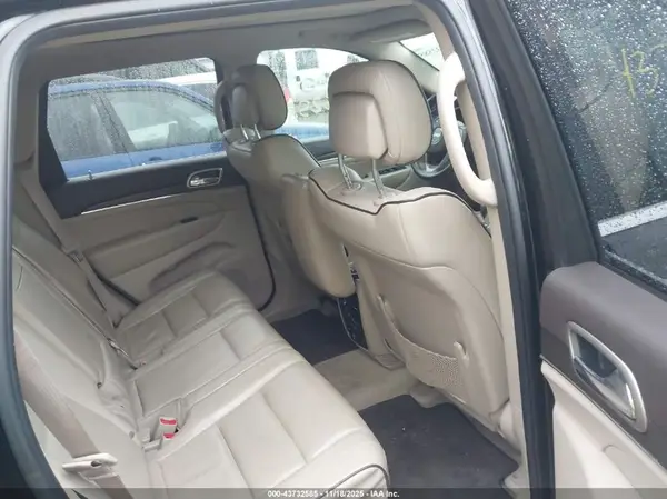1C4RJFCG7HC700057 2017 JEEP GRAND CHEROKEE - Image 8