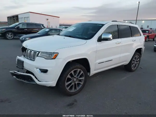 1C4RJFCG8HC729437 2017 JEEP GRAND CHEROKEE - Image 2