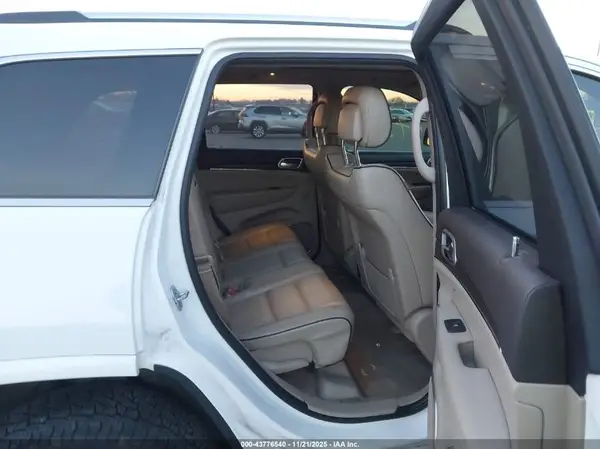 1C4RJFCG8HC729437 2017 JEEP GRAND CHEROKEE - Image 8