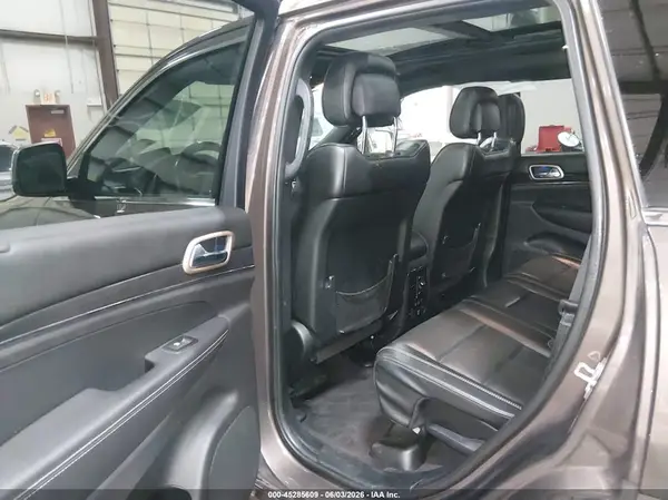 1C4RJFCG8HC738428 2017 JEEP GRAND CHEROKEE - Image 8