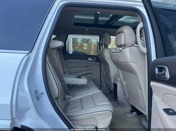 1C4RJFCG8JC227467 2018 JEEP GRAND CHEROKEE - Image 8