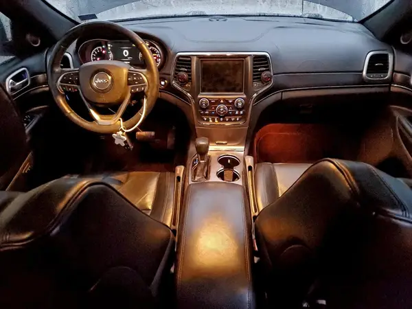 1C4RJFCG8JC394945 2018 JEEP GRAND CHEROKEE - Image 8