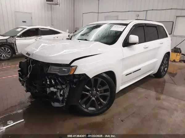 1C4RJFCGXJC501865 2018 JEEP GRAND CHEROKEE - Image 2