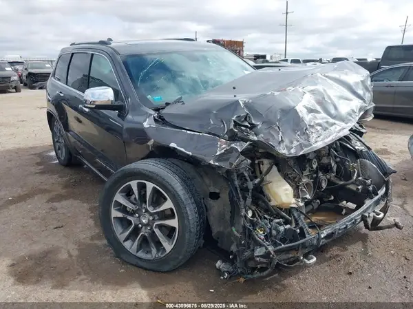 1C4RJFCT0HC843199 2017 JEEP GRAND CHEROKEE - Image 1