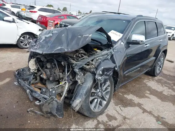 1C4RJFCT0HC843199 2017 JEEP GRAND CHEROKEE - Image 2