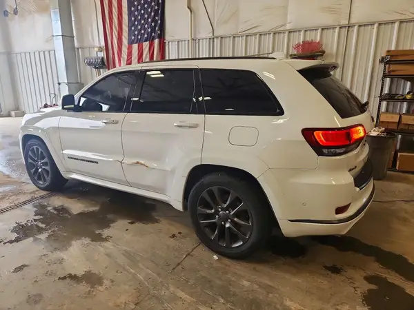 1C4RJFCT0JC179041 2018 JEEP GRAND CHEROKEE - Image 2