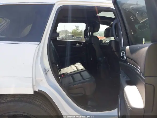 1C4RJFCT5GC405227 2016 JEEP GRAND CHEROKEE - Image 8