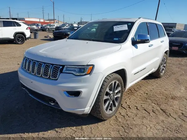 1C4RJFCT5HC705920 2017 JEEP GRAND CHEROKEE - Image 2