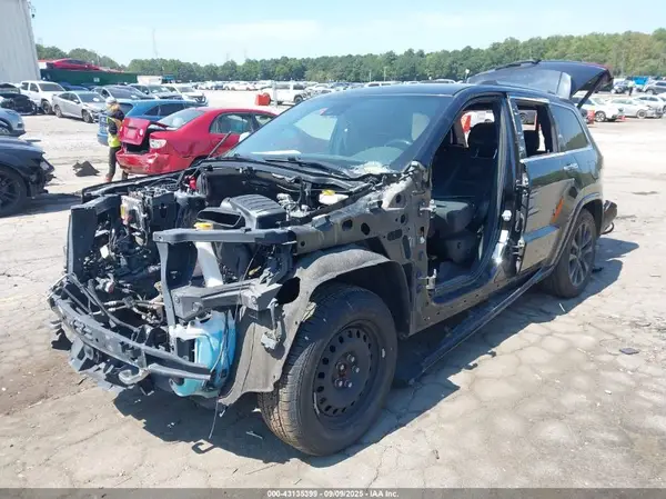 1C4RJFCT9HC880641 2017 JEEP GRAND CHEROKEE - Image 2