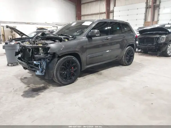 1C4RJFDJ0LC339001 2020 JEEP GRAND CHEROKEE - Image 2
