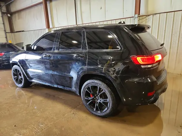 1C4RJFDJ1HC637581 2017 JEEP GRAND CHEROKEE - Image 2