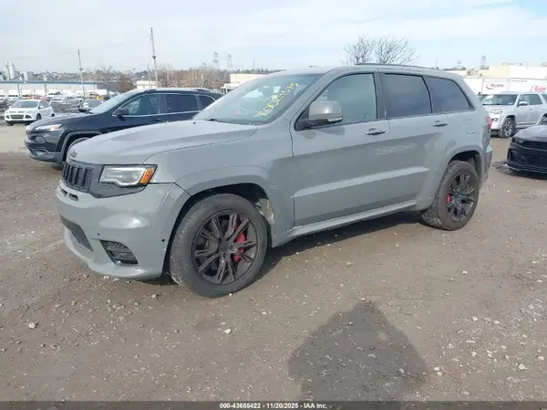 1C4RJFDJ2KC766369 2019 JEEP GRAND CHEROKEE - Image 2