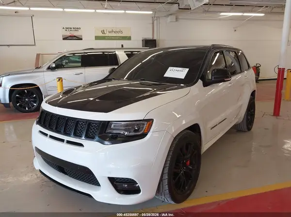 1C4RJFDJ4HC844997 2017 JEEP GRAND CHEROKEE - Image 2