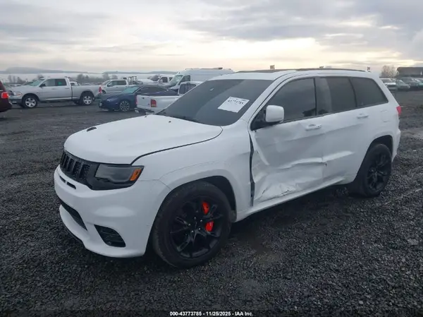 1C4RJFDJ7HC858098 2017 JEEP GRAND CHEROKEE - Image 2