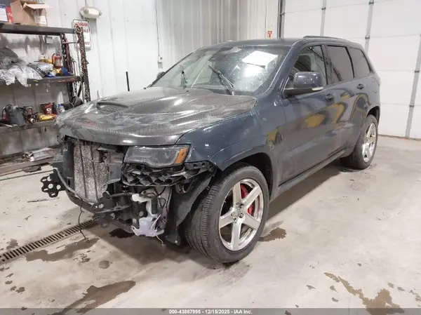 1C4RJFDJ7HC925265 2017 JEEP GRAND CHEROKEE - Image 2
