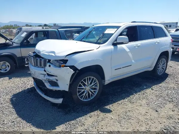 1C4RJFJG0JC108671 2018 JEEP GRAND CHEROKEE - Image 2
