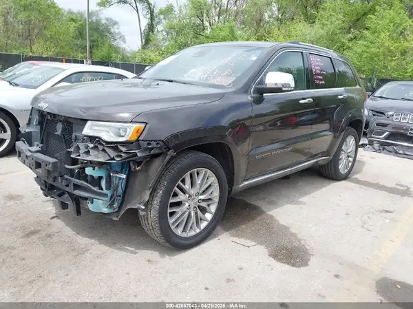 1C4RJFJG1HC712255 2017 JEEP GRAND CHEROKEE - Image 2