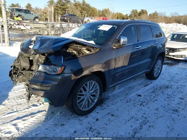 1C4RJFJG1JC249040 2018 JEEP GRAND CHEROKEE - Image 2