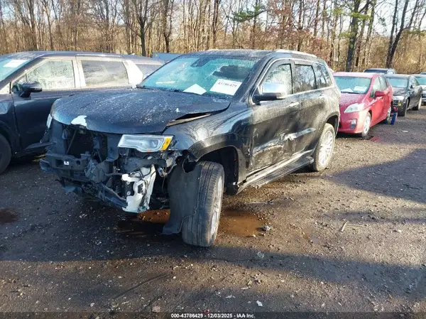 1C4RJFJG1JC324786 2018 JEEP GRAND CHEROKEE - Image 2