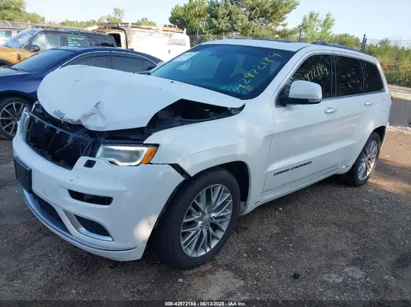 1C4RJFJG2JC260323 2018 JEEP GRAND CHEROKEE - Image 2