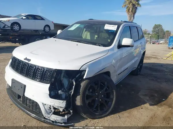 1C4RJFJG3LC114175 2020 JEEP GRAND CHEROKEE - Image 2
