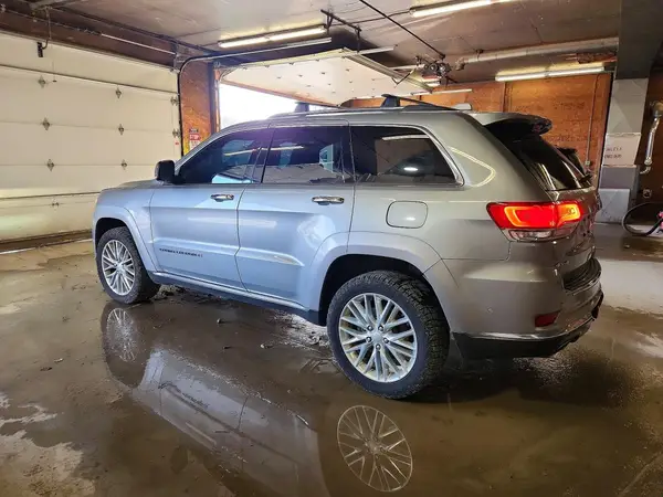 1C4RJFJG6JC309734 2018 JEEP GRAND CHEROKEE - Image 2