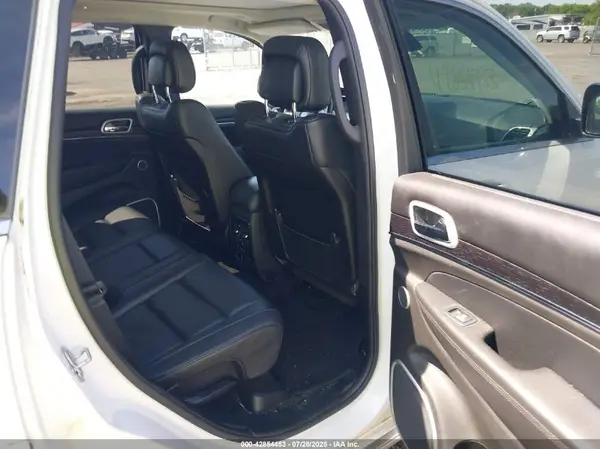 1C4RJFJG7JC506072 2018 JEEP GRAND CHEROKEE - Image 8