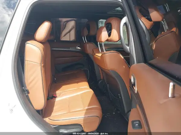 1C4RJFJG8HC864629 2017 JEEP GRAND CHEROKEE - Image 8