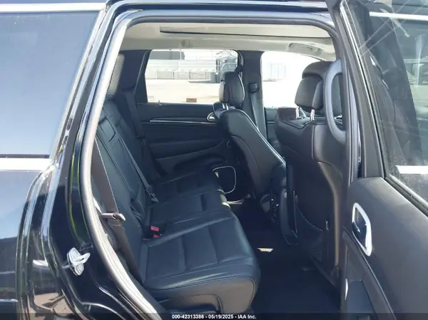 1C4RJFJG8JC258642 2018 JEEP GRAND CHEROKEE - Image 8