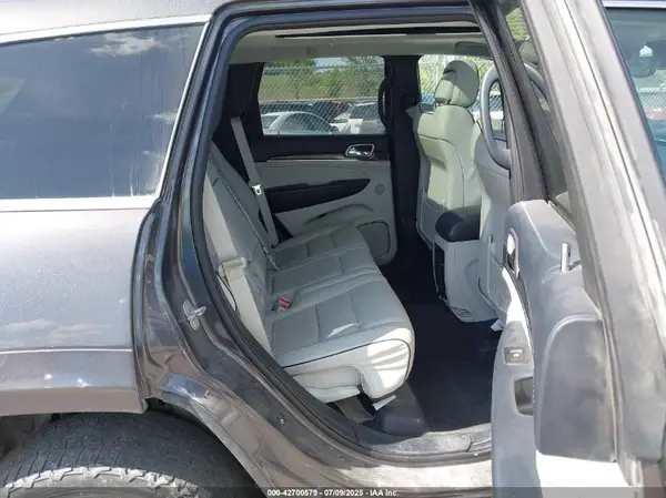 1C4RJFJGXHC708933 2017 JEEP GRAND CHEROKEE - Image 8