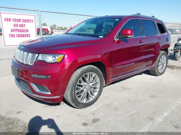1C4RJFJM7JC263062 2018 JEEP GRAND CHEROKEE - Image 2