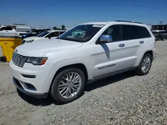 1C4RJFJT0JC197803 2018 JEEP GRAND CHEROKEE